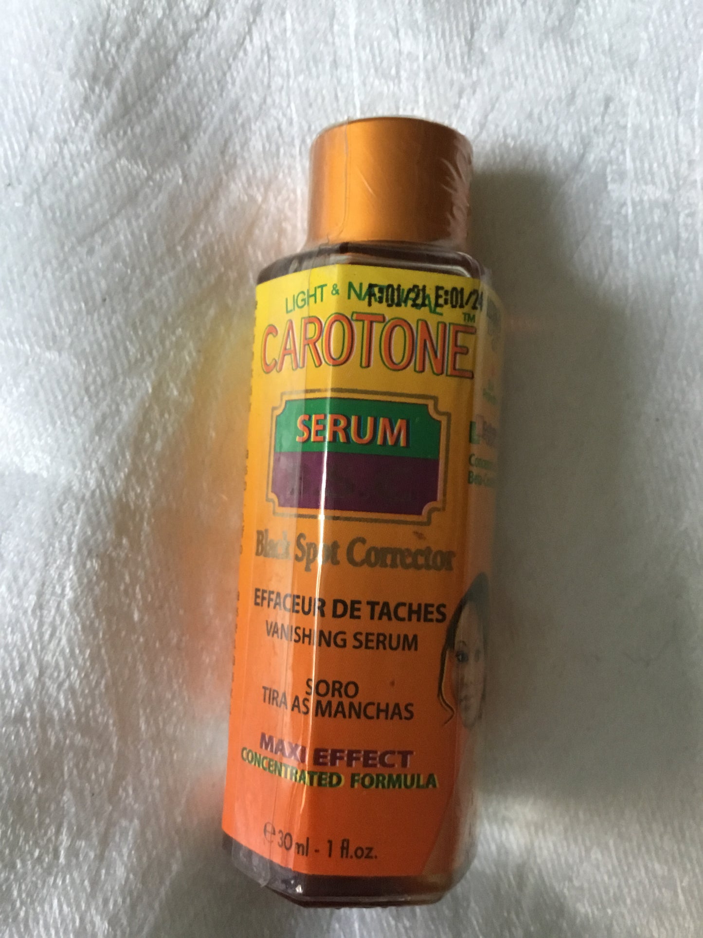 SÉRUM CAROTONE B.S.C EFFACEUR DES TACHES MAINS ET PIEDS 30 ml