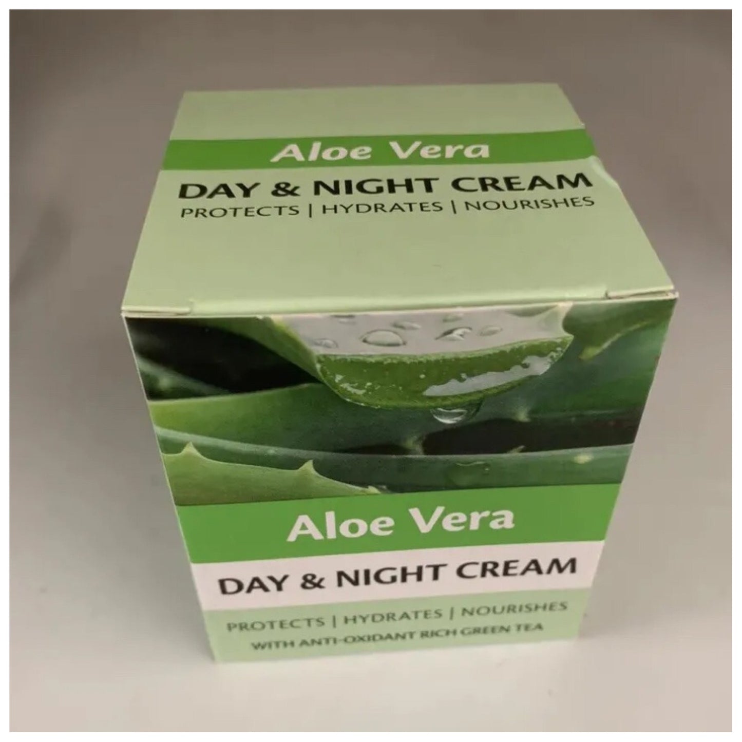 Crème Visage Aloe Vera Jour & Nuit 110ml / Aloe Vera Face Cream Day & Night 110ml